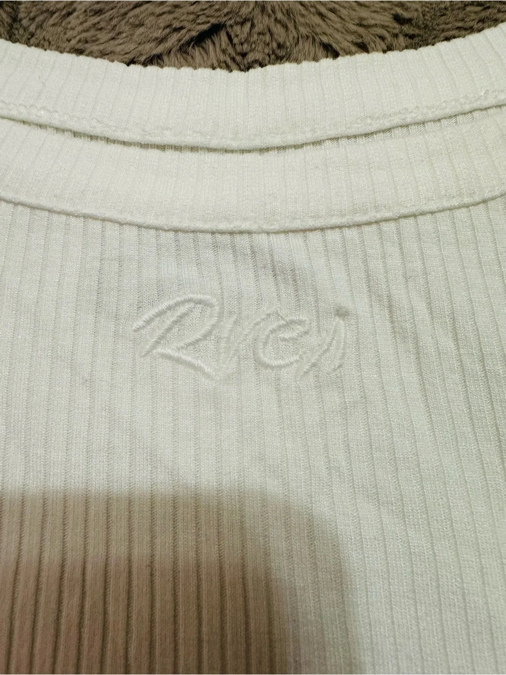 RVCA WEST SIDE WHITE RIBBED CROP LOGO TANK TOP XL NWT STREETWEAR - Picture 5 of 11